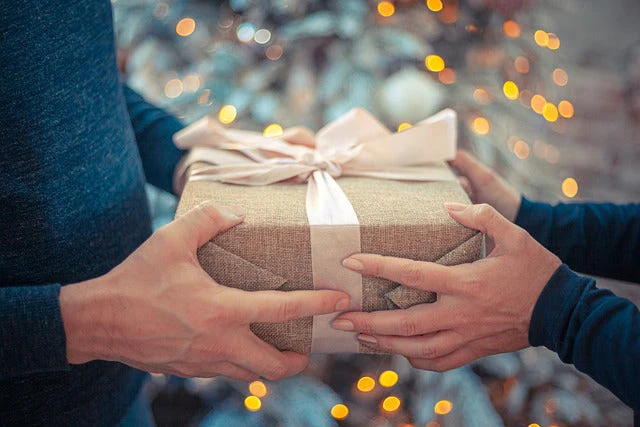 How to Make the Perfect Skincare Gift Box